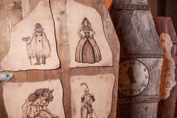  Fancy Images | The Crypt