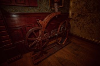 invention 3 | Leonardo puzzle escape room