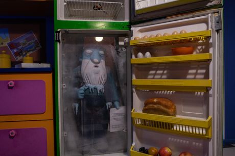 frozen gnome puzzle | Springfield trouble escape room